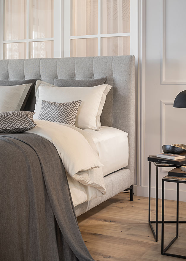 colette-anette-lang-Headboard