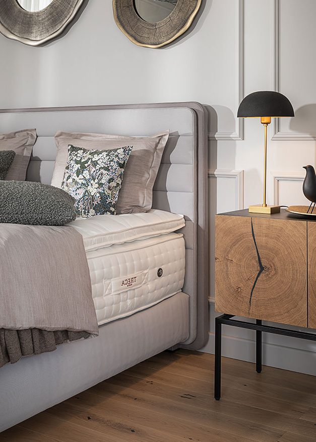 lounge-andreas-waber-Headboard