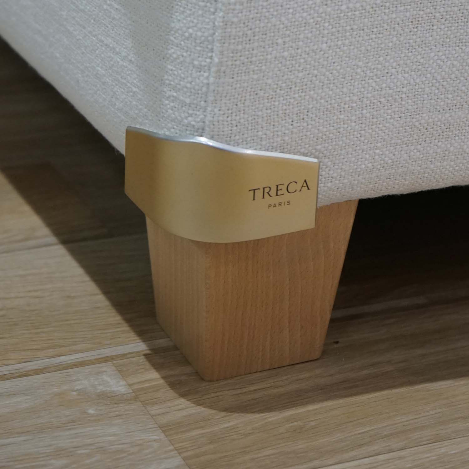 Customizable trunk corner