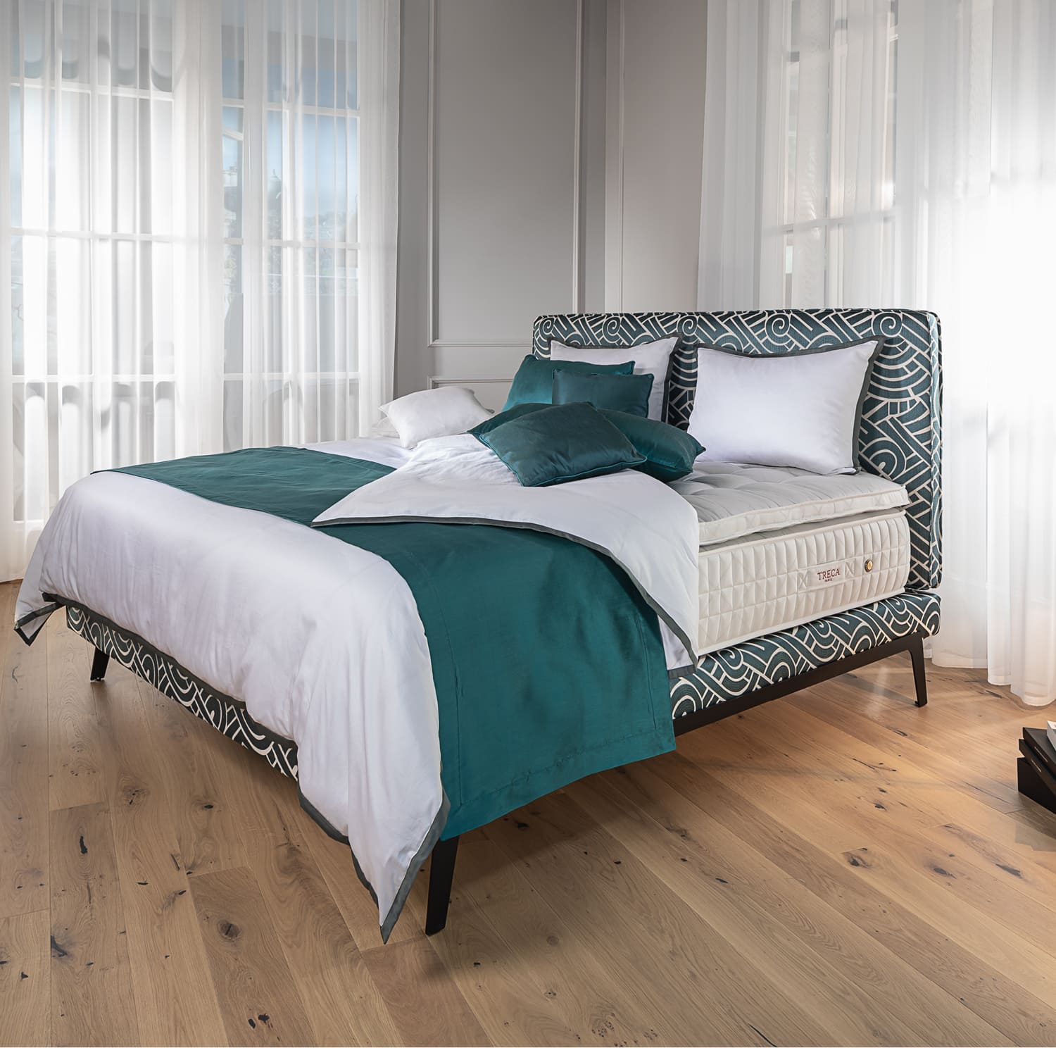 adonis-headboard-andreas-weber-treca